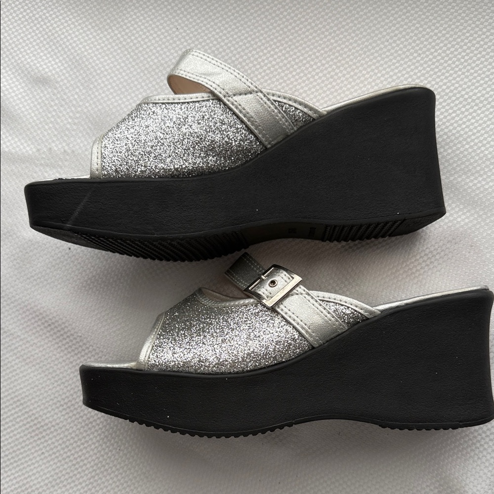 N.S Mode Silver Women's Sandals - Size 250 (8) - Made in Korea